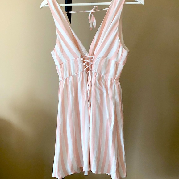 Super Cute💗 Vintage White & Pink Dress 💗 - Picture 2 of 8